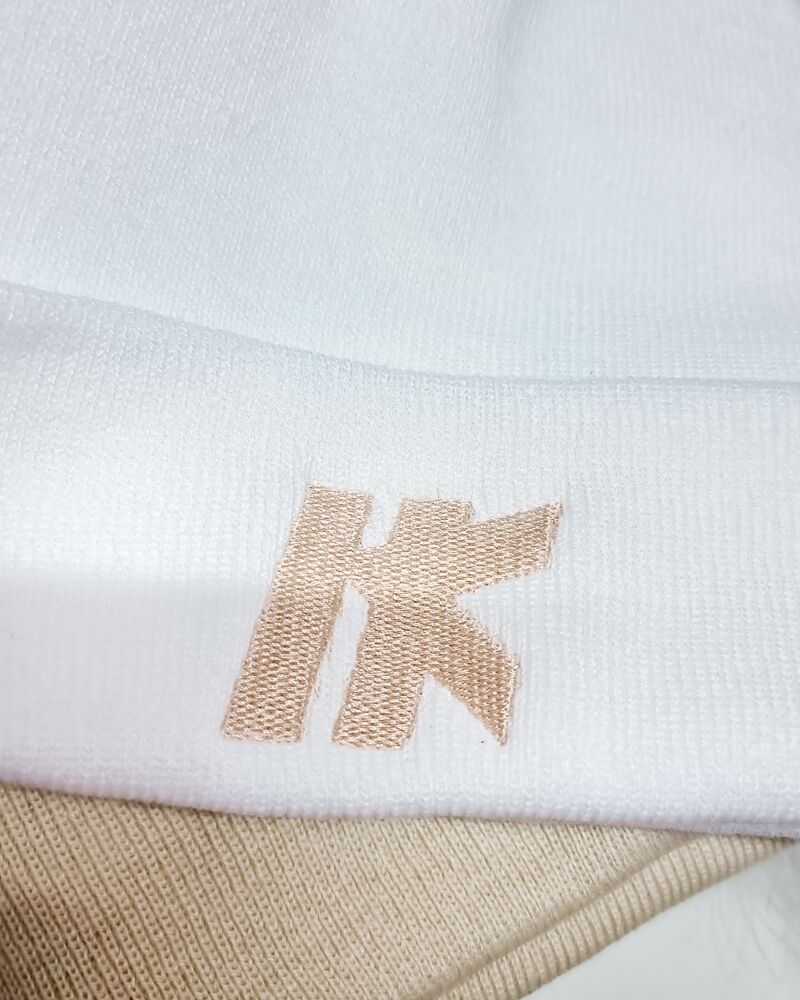 Holly portrait beanie